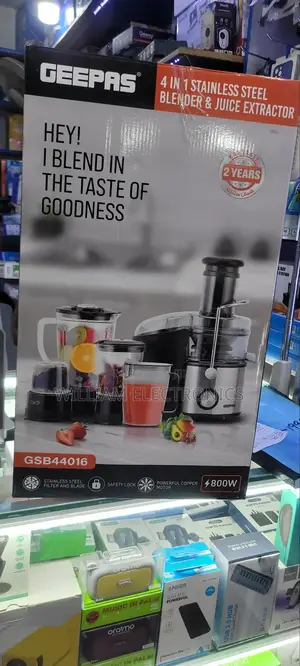 Powerful Geepas Juice Extractor/4in1 Stainless Steel Blender