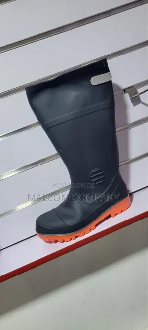 Gum Boots With Metallic Toe.