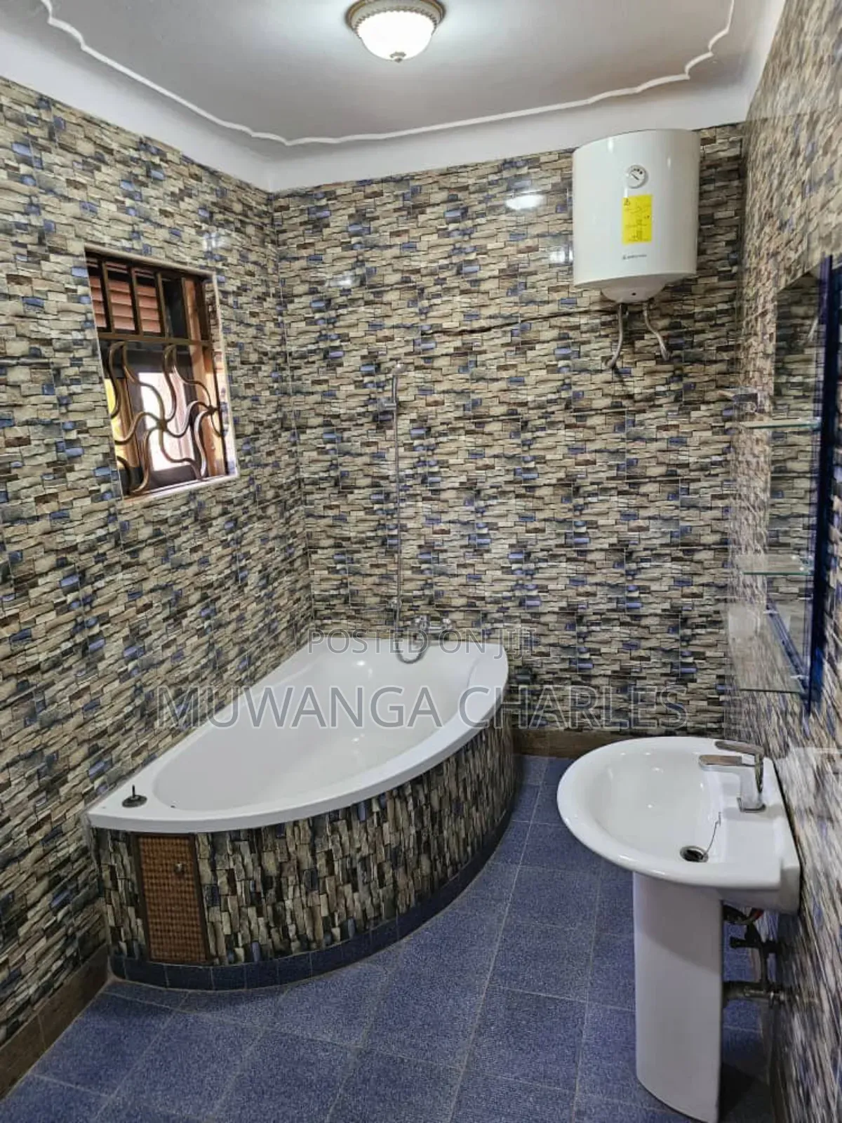 4bdrm Townhouse / Terrace in Fs Properties Ltd, Nakawa for rent