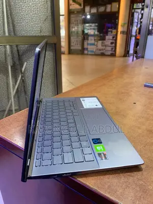 New Laptop Asus Zenbook 14 UX434 8GB AMD Ryzen 5 SSD 512GB
