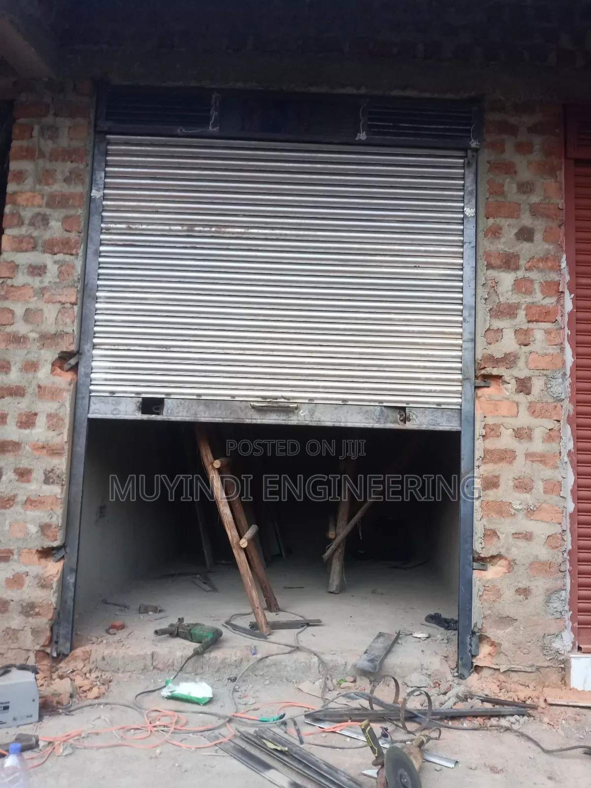 Rolling Shutter (10x8)Ft