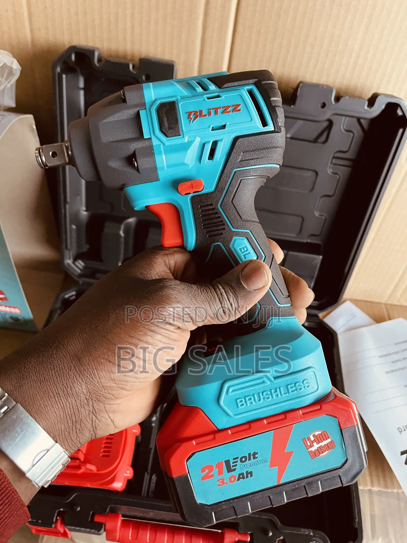 Blitzz- Cordless Impact Wrench 21V