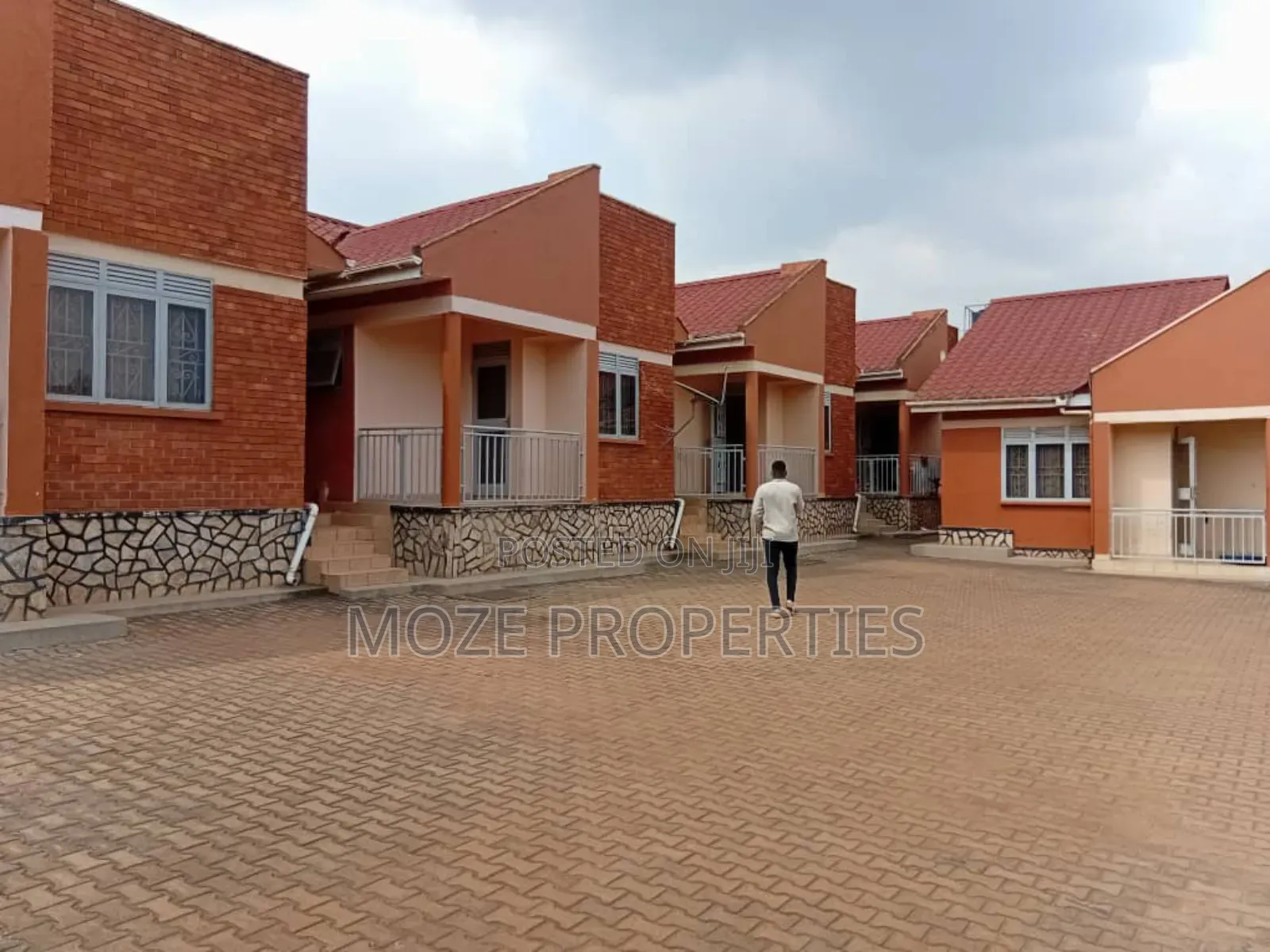 2bdrm Bungalow in Namugongo Road, Central Division for rent