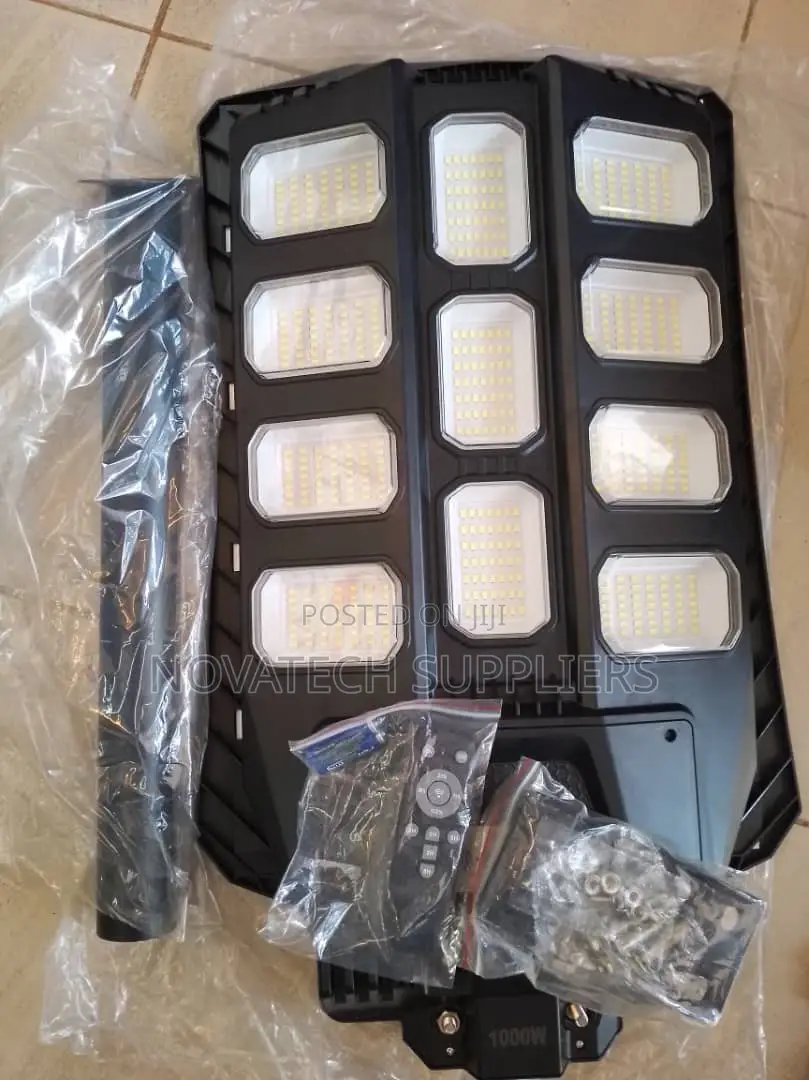 1000W Hi Fi Lite LED Solar Street Lights Elduin