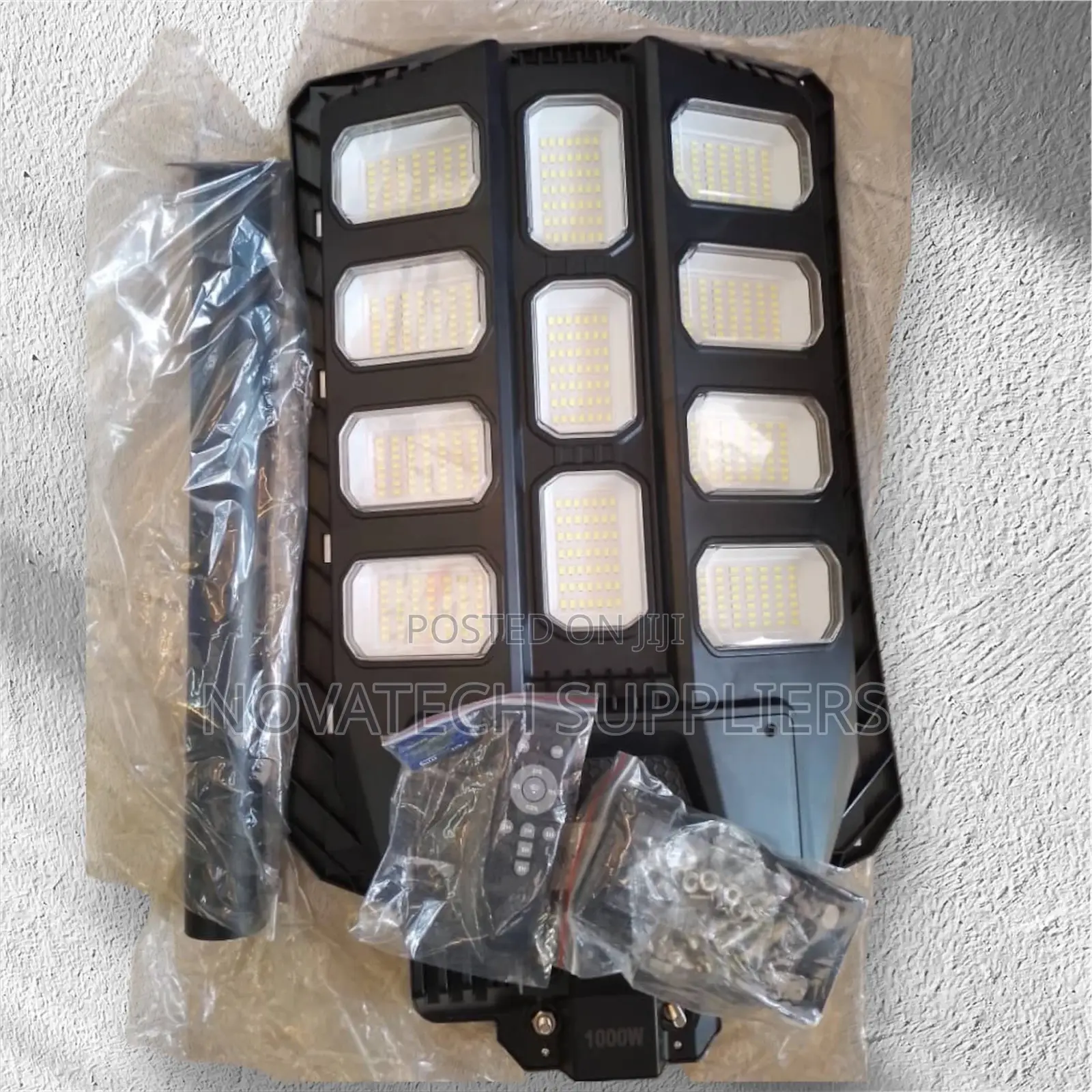 1000W Hi Fi Lite LED Solar Street Lights Eryndra