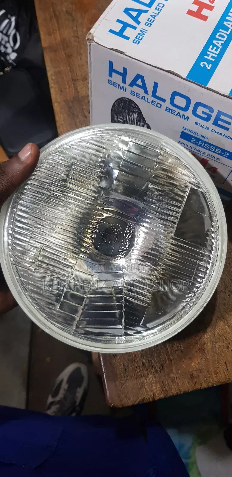 Round Changeable Bulbs Headlamps for Landcruiser and Hilux