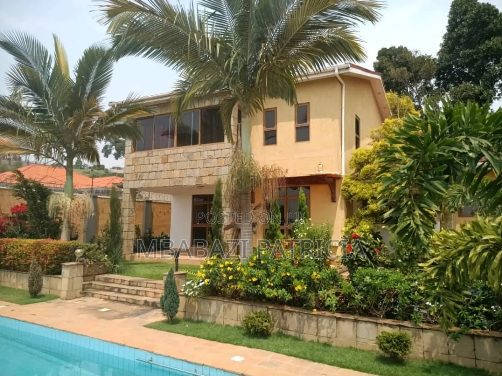4bdrm House in Bwebajja Entebbe, Kawempe for sale