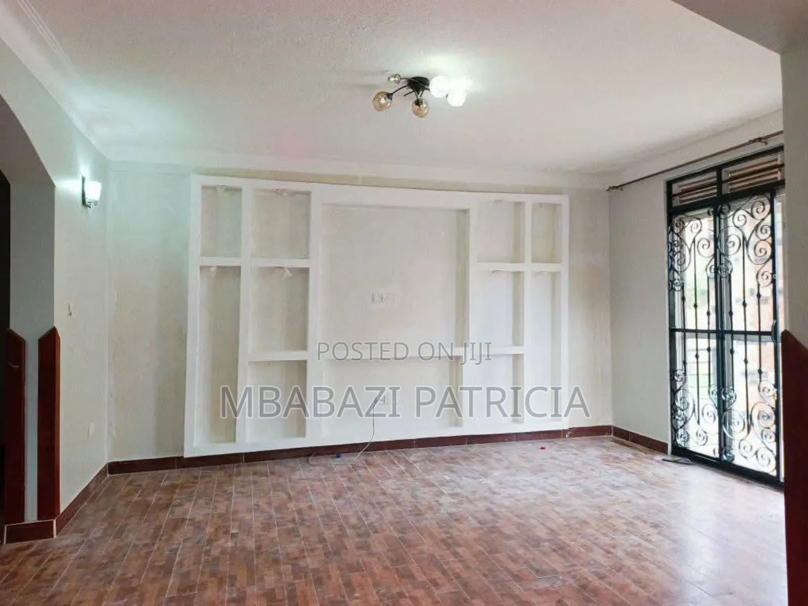 4bdrm House in Bwebajja Entebbe, Kawempe for sale