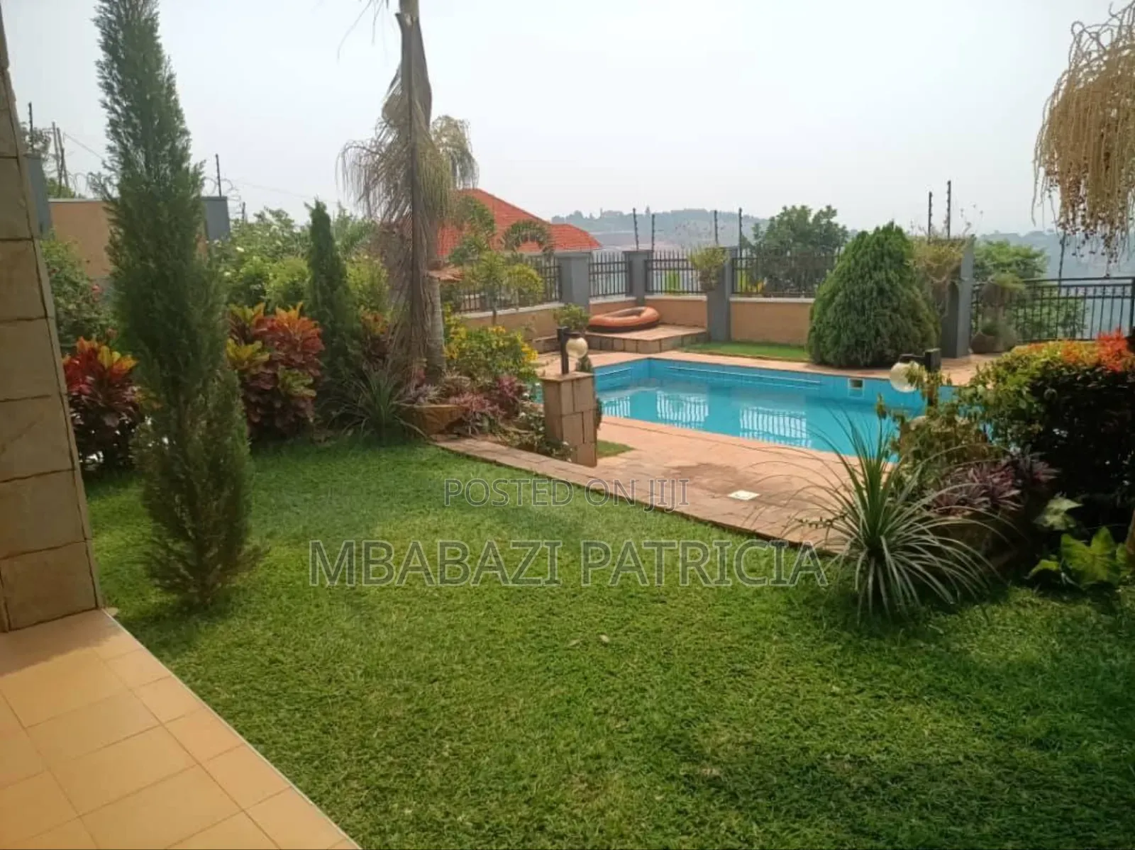 4bdrm House in Bwebajja Entebbe, Kawempe for sale