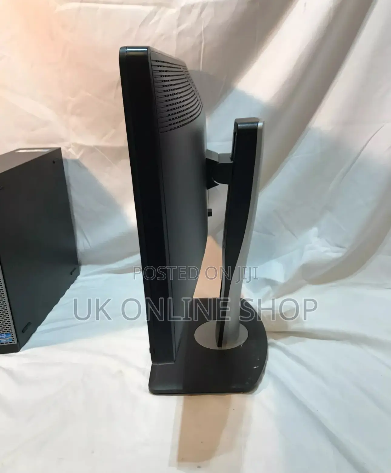 Desktop Computer Dell Aurora R9 4GB Intel Core I5 HDD 500GB