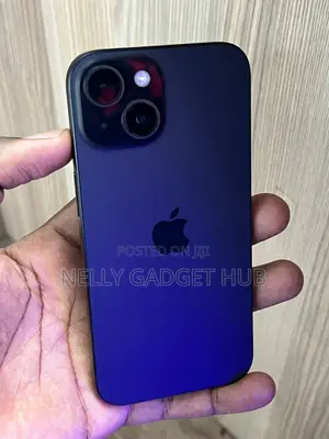 Photo - Apple iPhone 15 128 GB Black