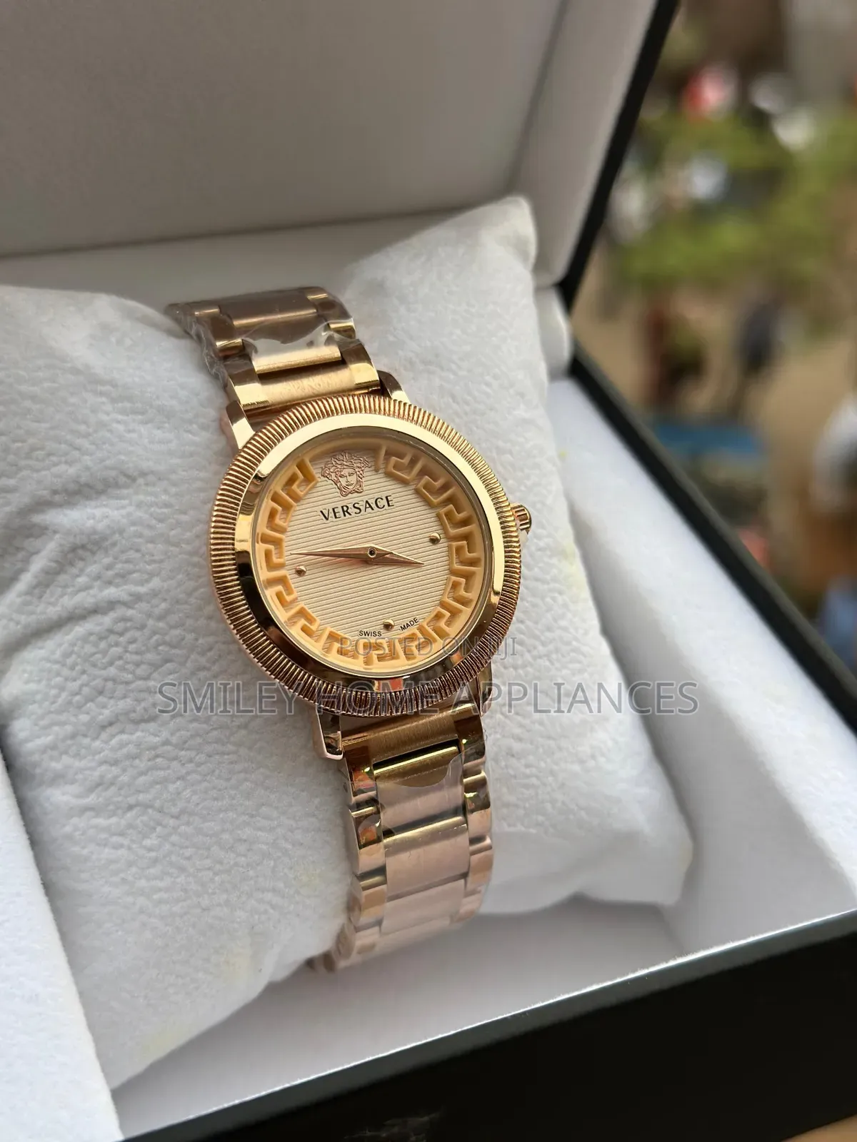 Women's Versace Wrist Stylish Watch Gold