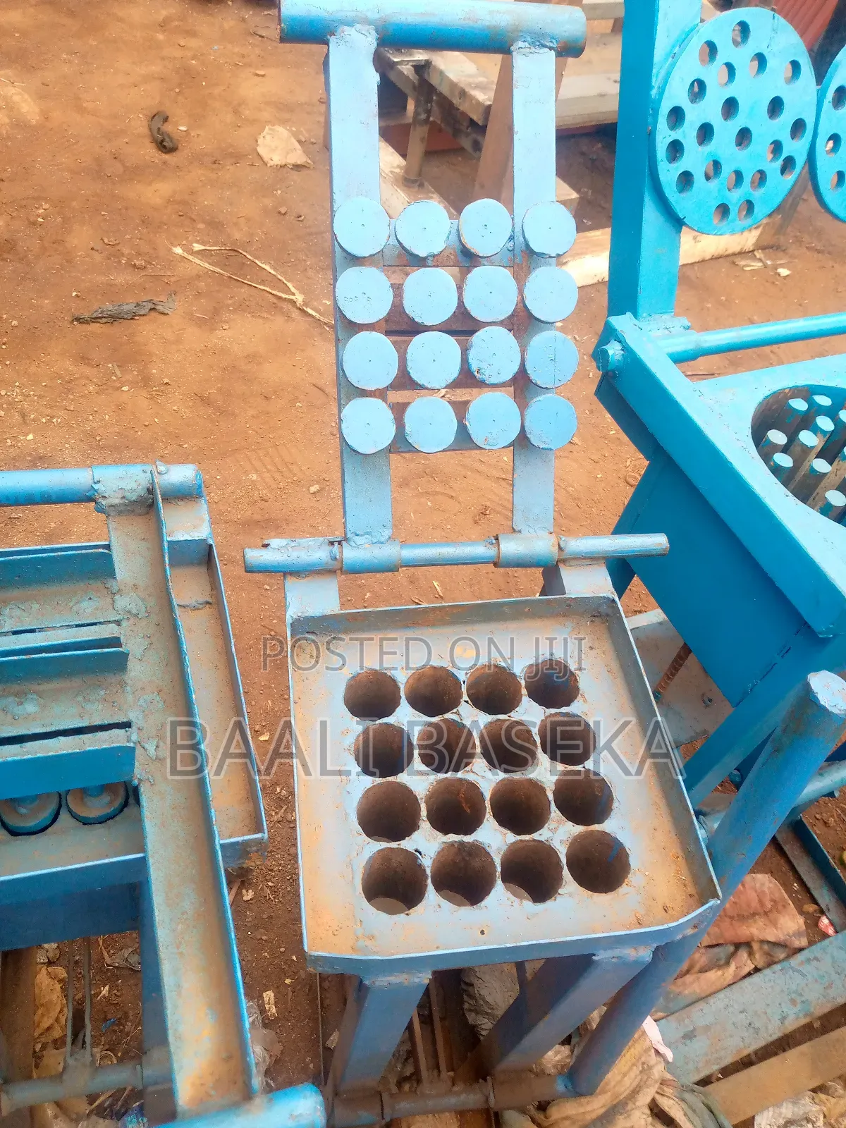 Briquettes Machine/16 Pieces