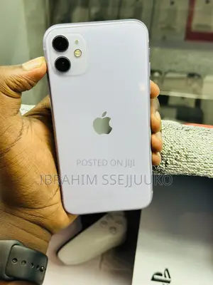 Apple iPhone 11 64 GB Purple