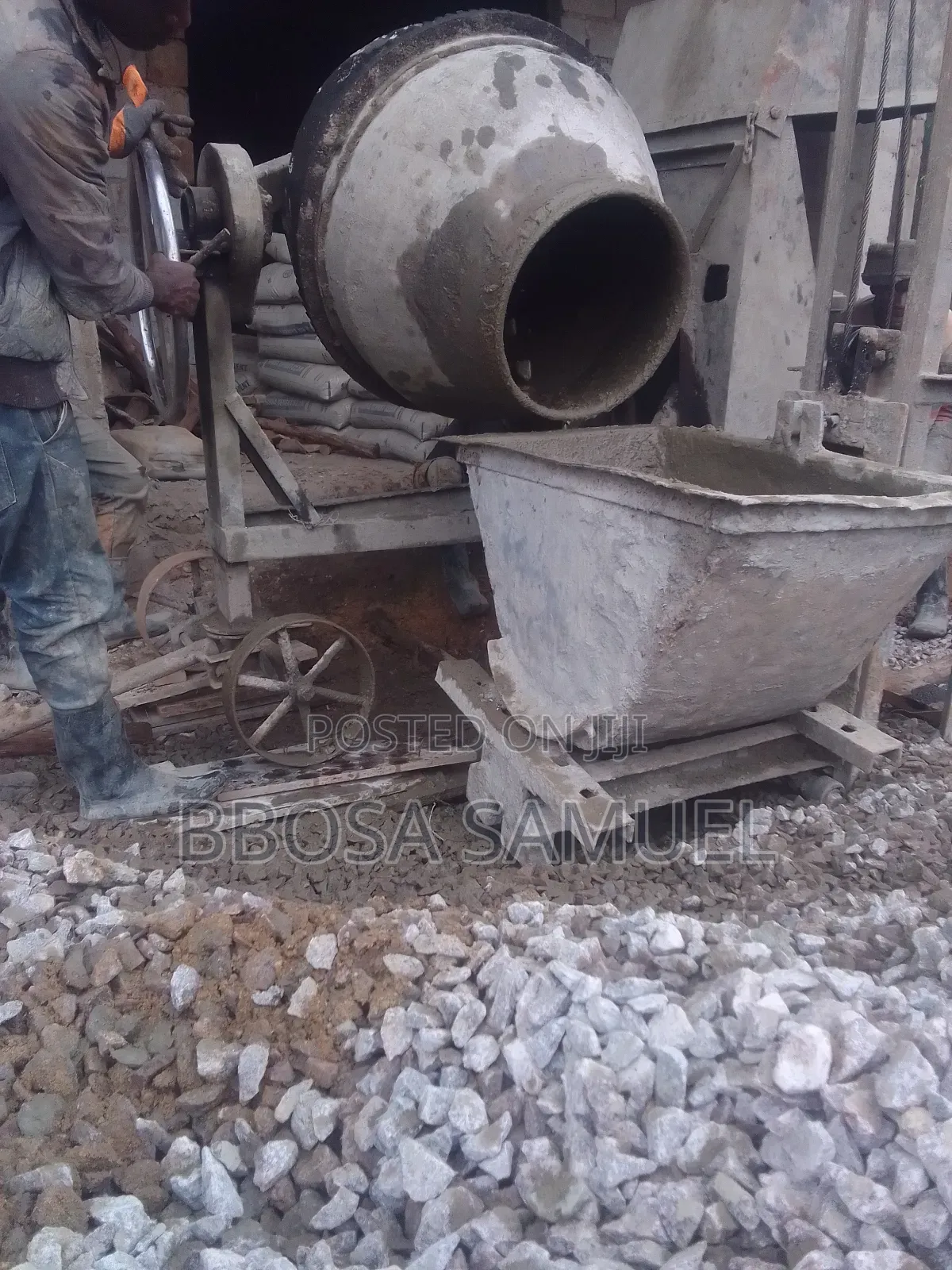 We Cast Concrete Using Cranes and Mixers on Affordable Prices