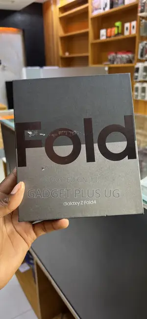 New Samsung Galaxy Z Fold4 256 GB Black
