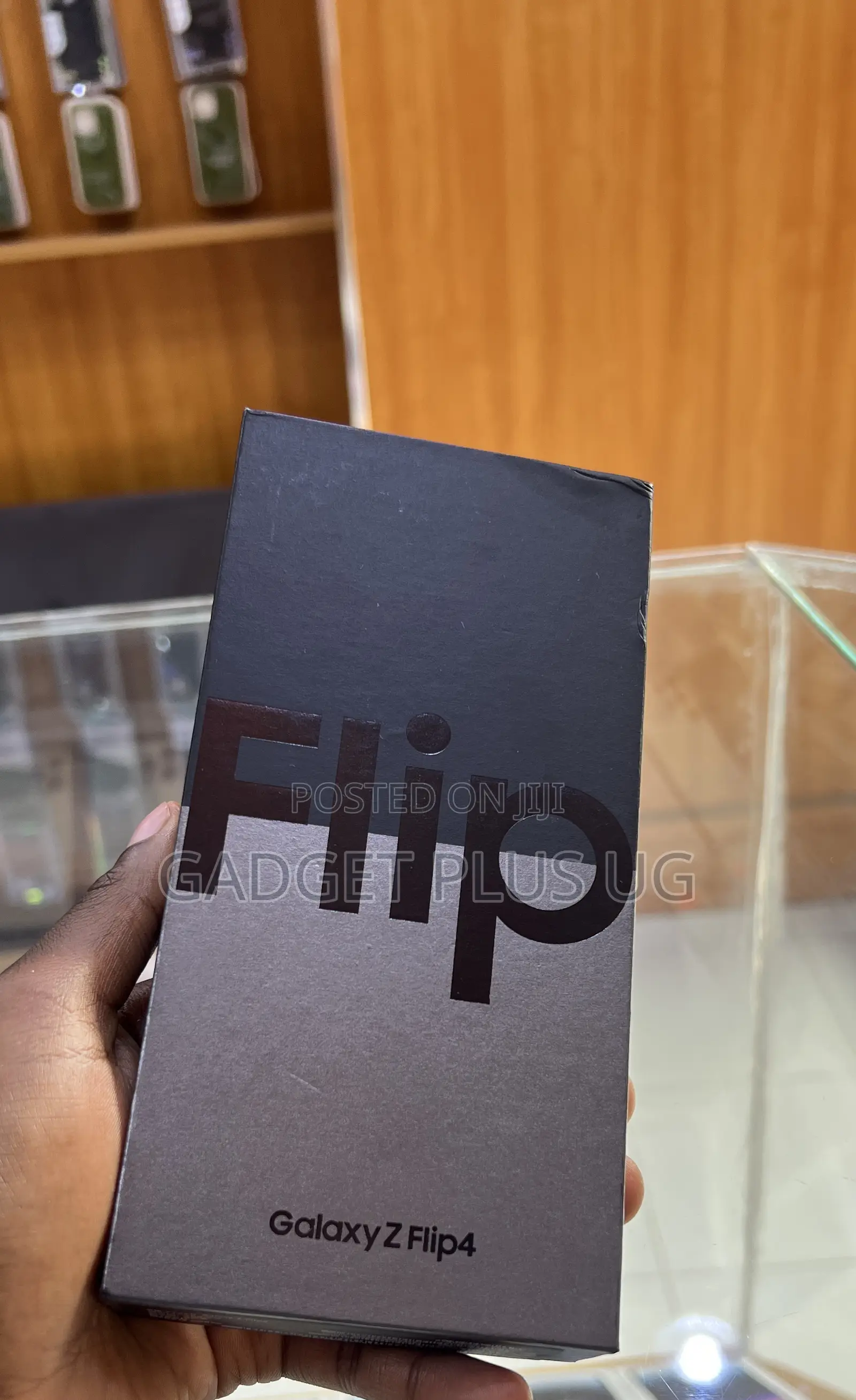New Samsung Galaxy Z Flip4 256 GB Black