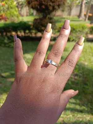 Javi Engagement/Promise Ring - Size 19