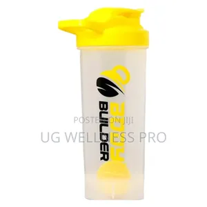 Body Builder Shaker Bottle 700ML White