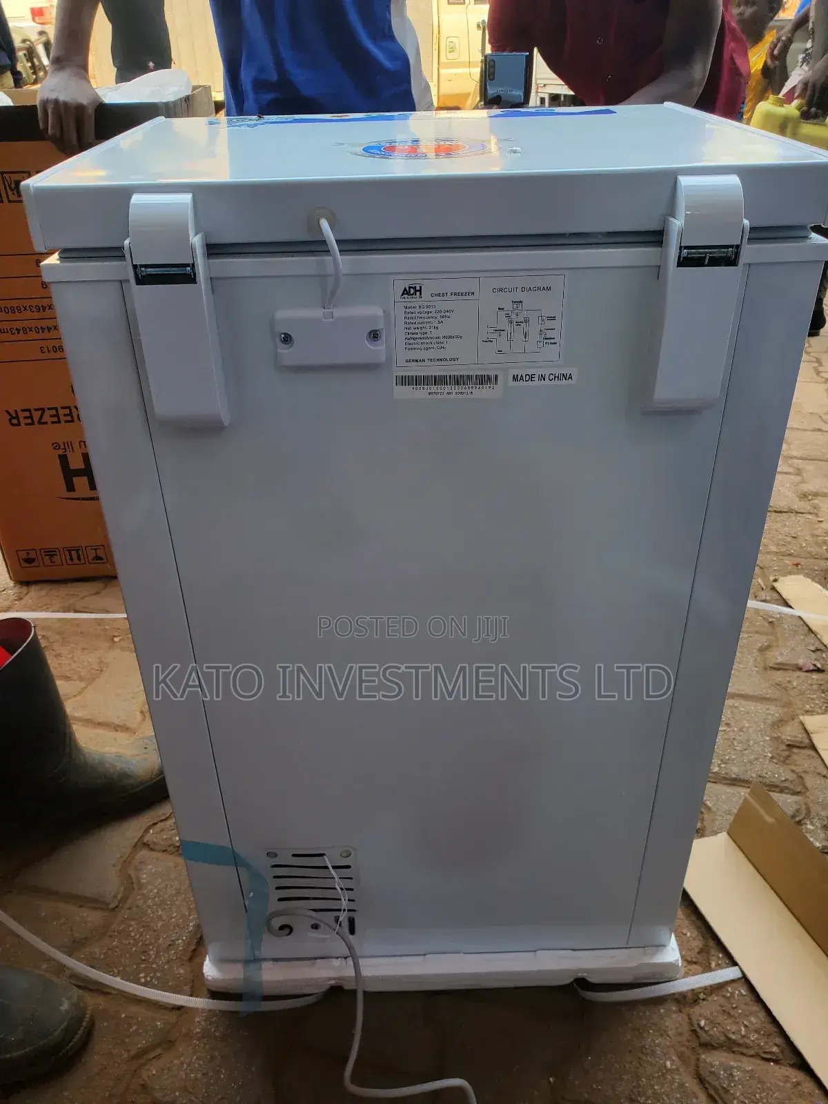 Adh Chestfreezer 130litrs