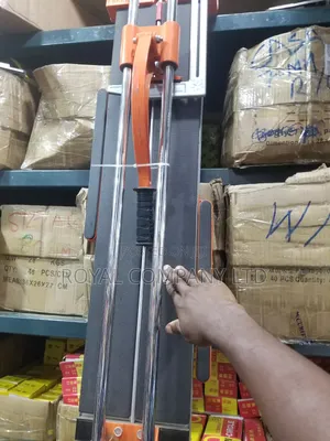 Tile Cutter Machine