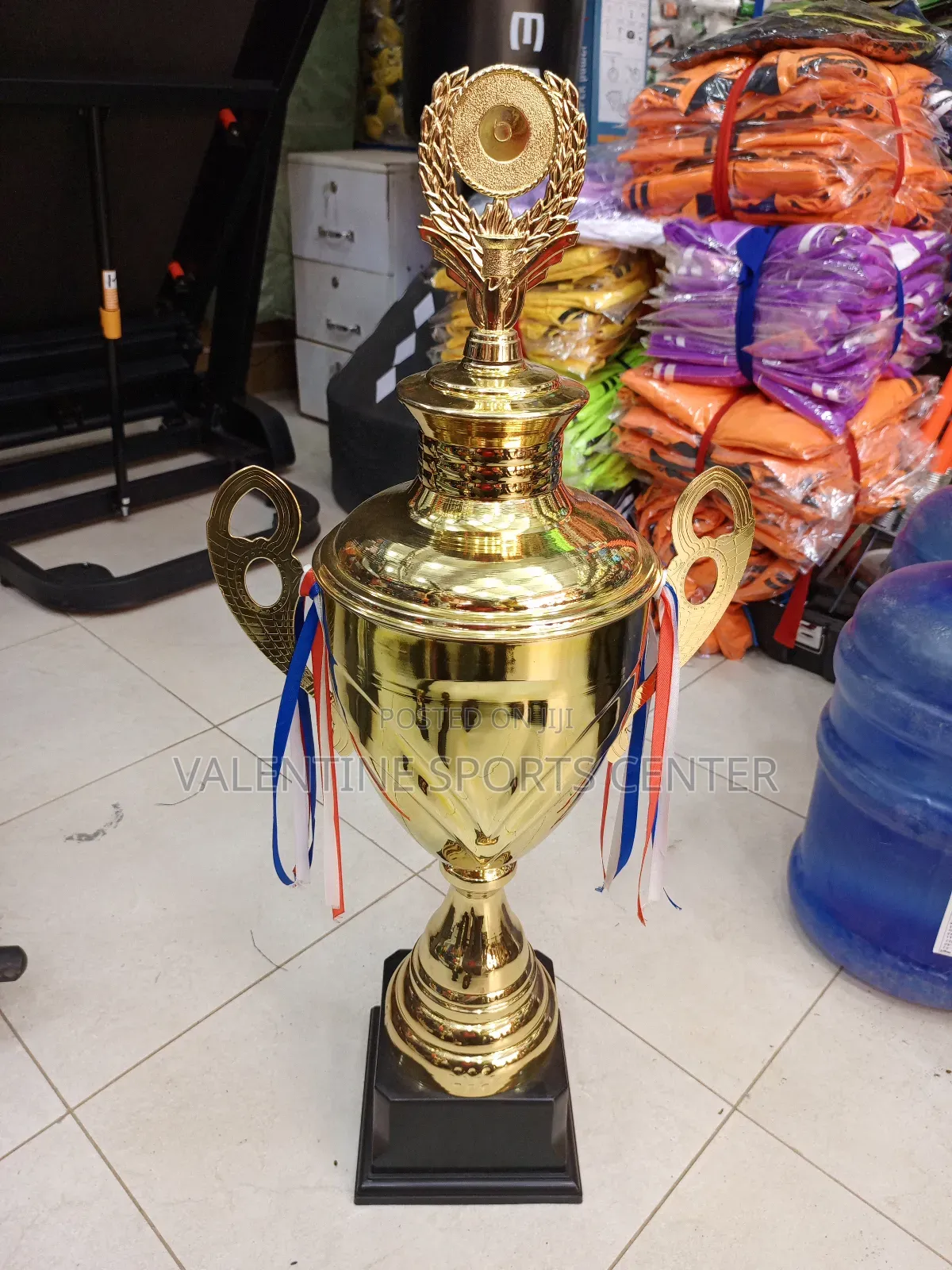 Gold Trophy Original