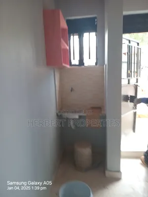 1bdrm House in Bweyogerere Town, Central Division for rent