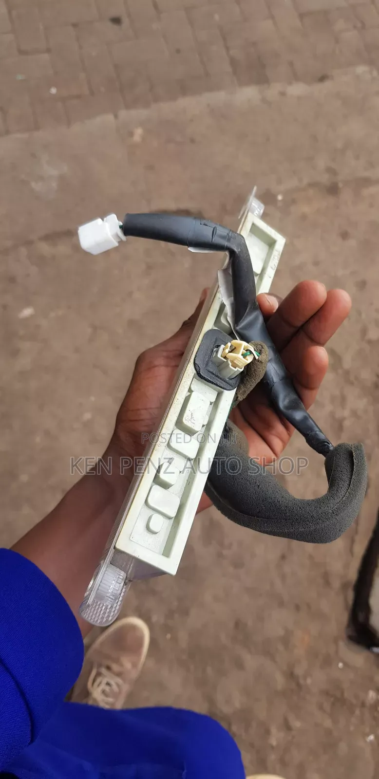 Third Brake Lights for Harrier Kawundo