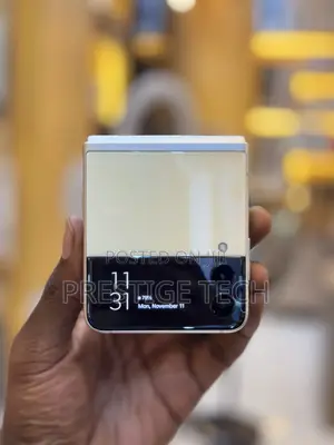 Samsung Galaxy Z Flip 3 128 GB Gold