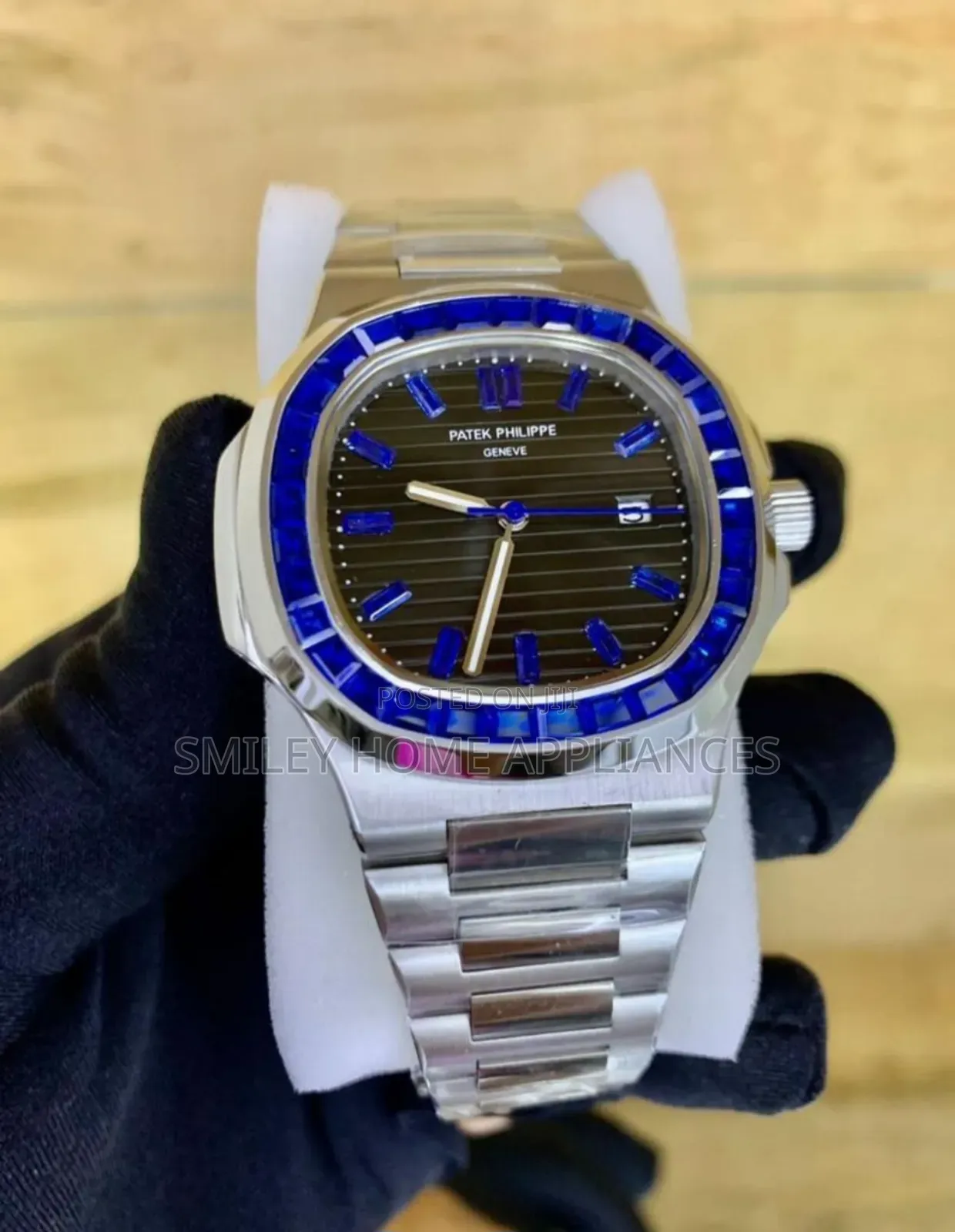 Patek Philippe Men's Classy Wrist Watch Silver Crystal Blue