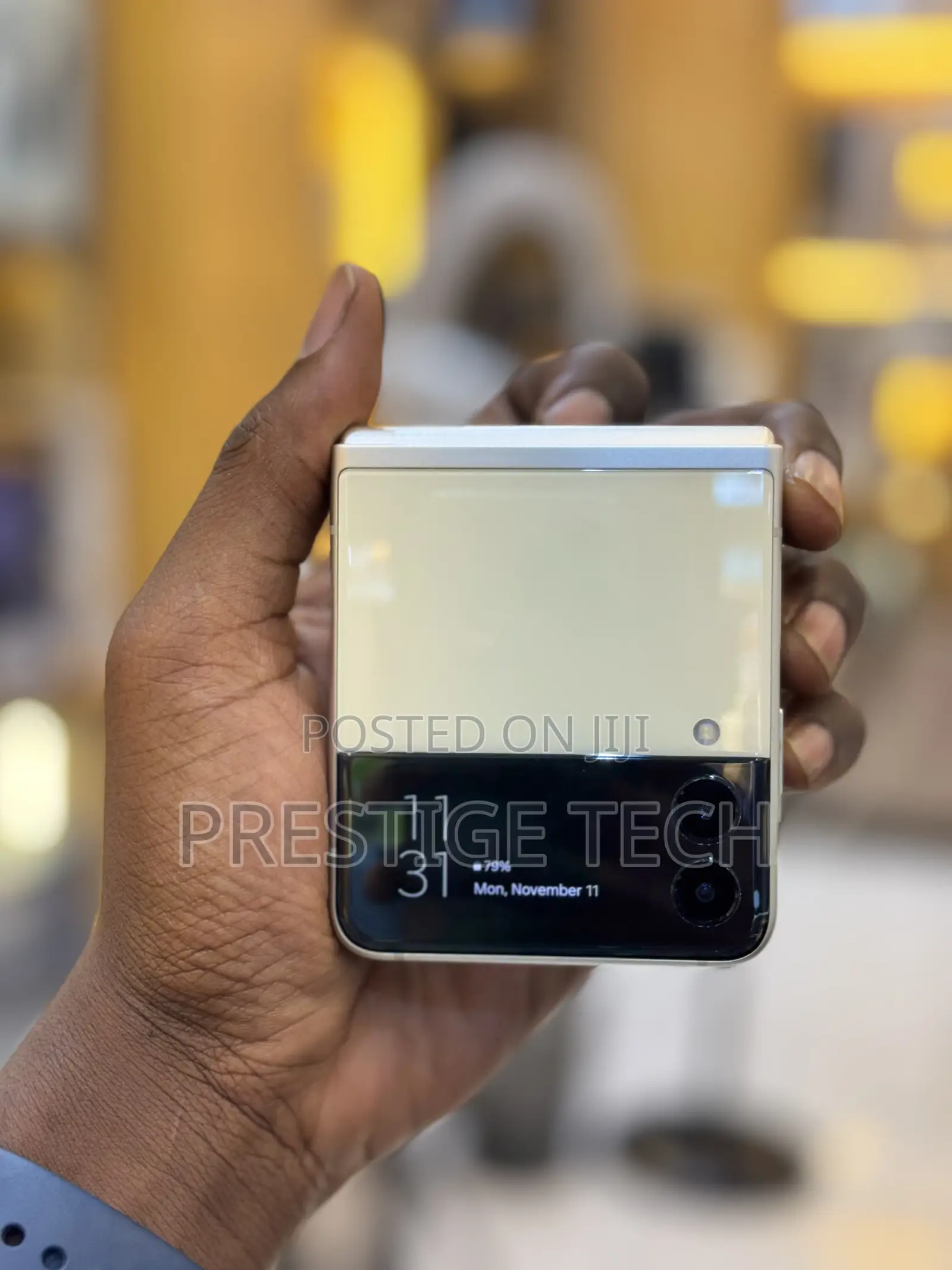 Samsung Galaxy Z Flip 3 128 GB Gold