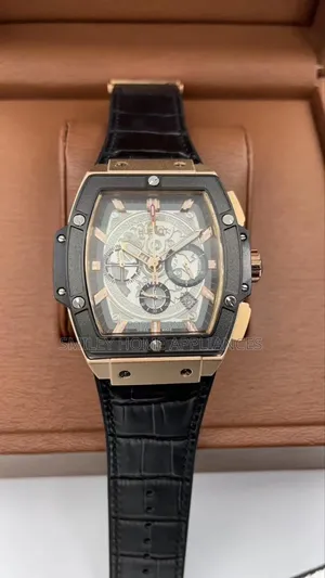 Stylish Men's Hublot Wrist Watch With Genuine Leather
