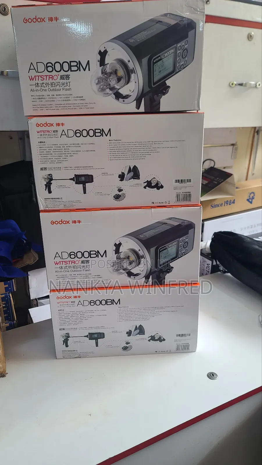 AD 600BM Flash Light