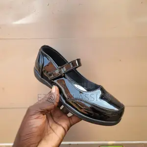 Photo - Girls Black Shiny Shoes Size 31_36 Original