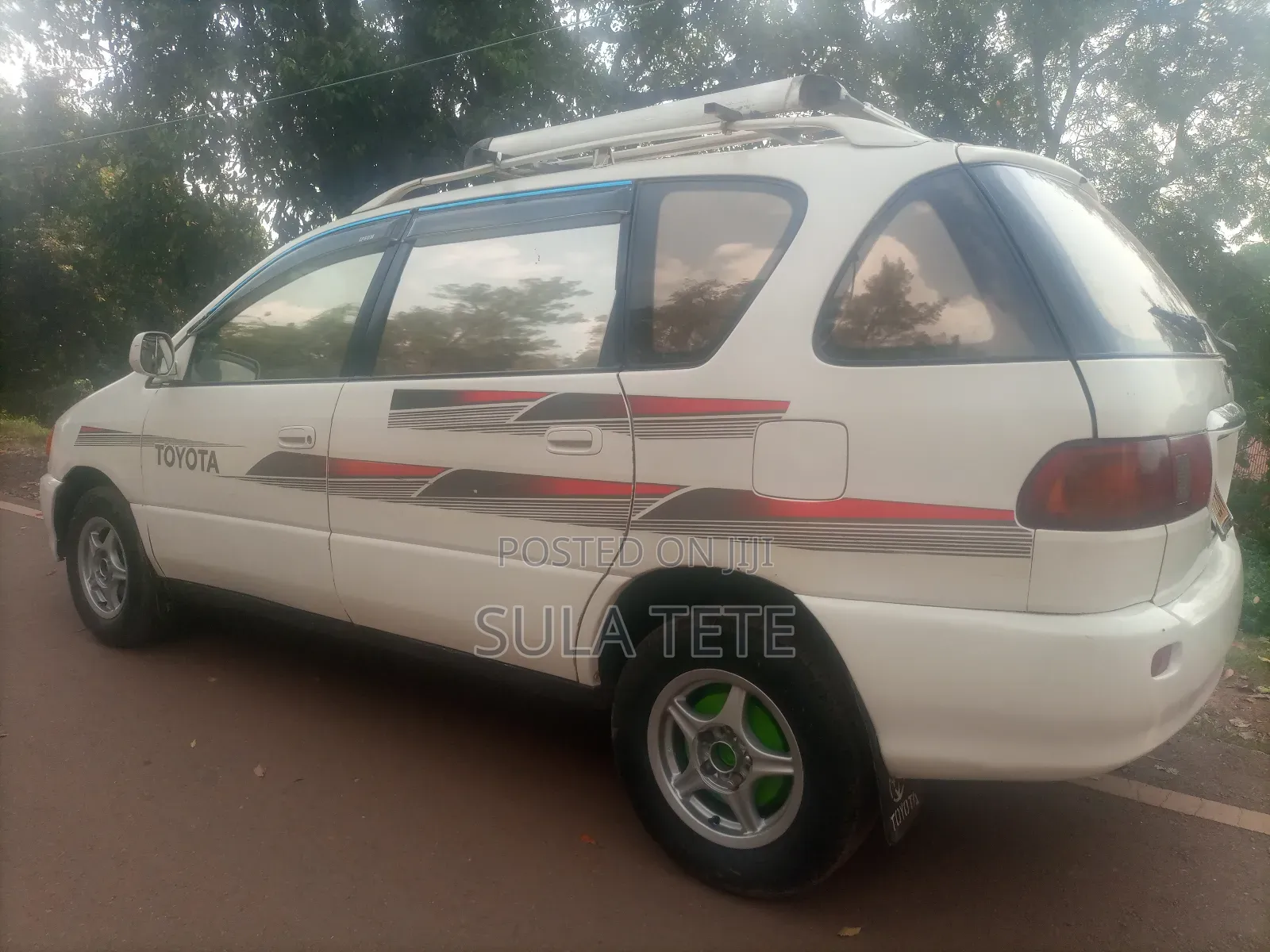 Toyota Ipsum 2000 White