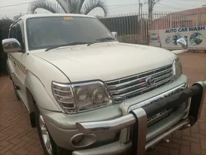 Toyota Land Cruiser Prado 2.7 16V 3dr 1999 White