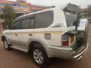 Toyota Land Cruiser Prado 2.7 16V 3dr 1999 White