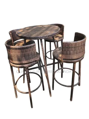 4 Seaters Rattan Chairs