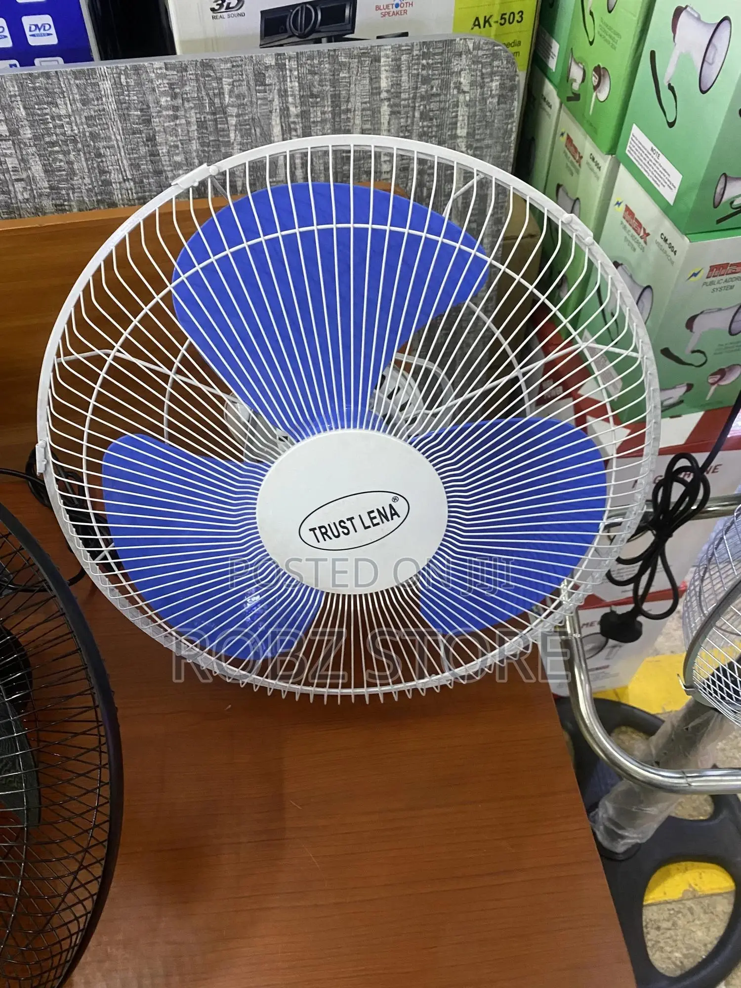 Wall Fan and Crown