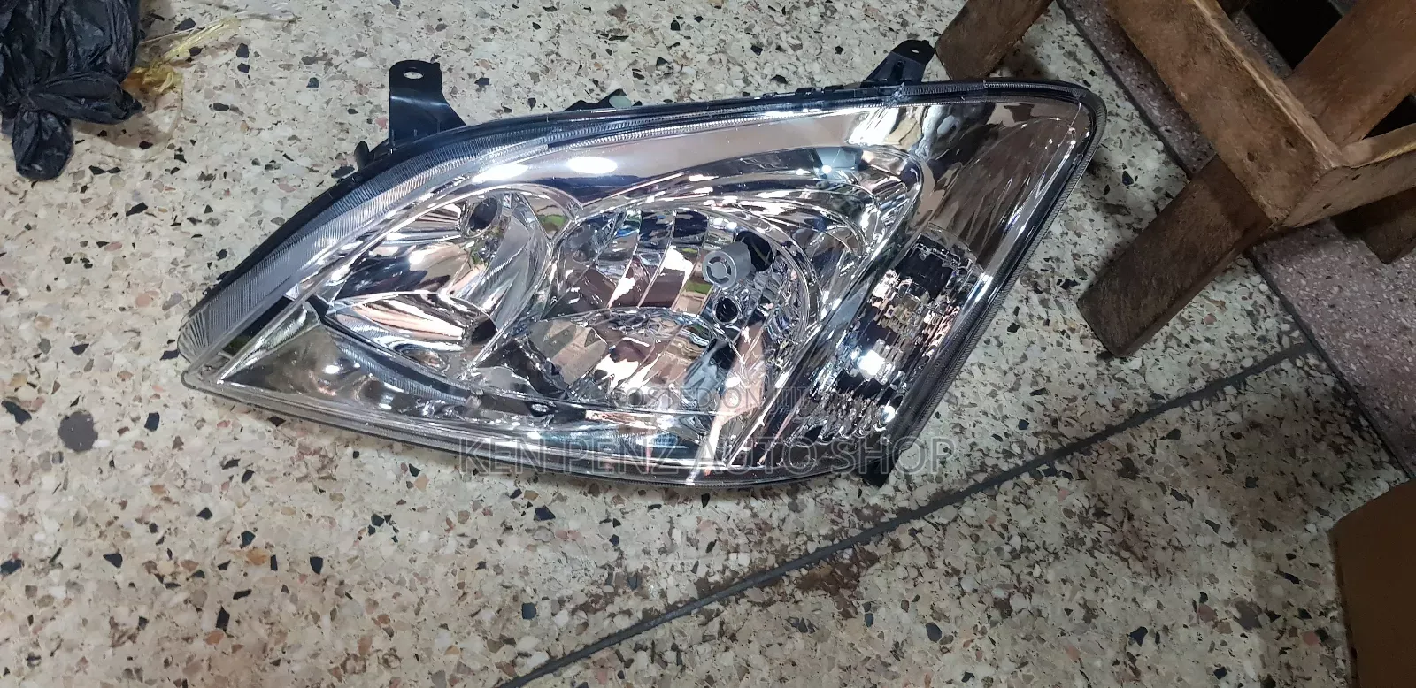 Headlamps for Toyota Runx 2003