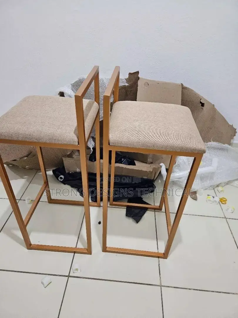 A Pair of 2 Bar Counter Chairs/ Kitchen Island Stool