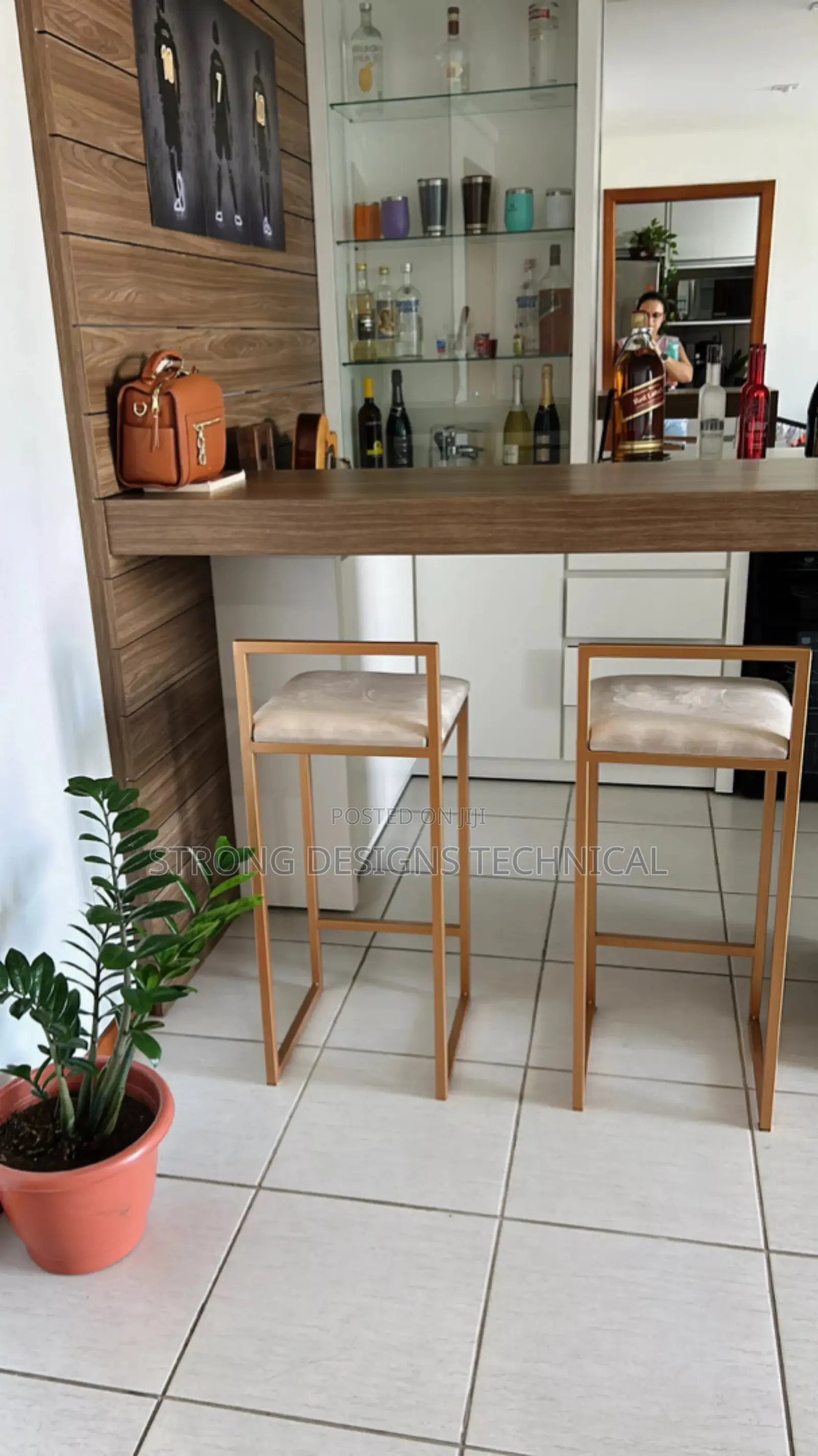 A Pair of 2 Bar Counter Chairs/ Kitchen Island Stool