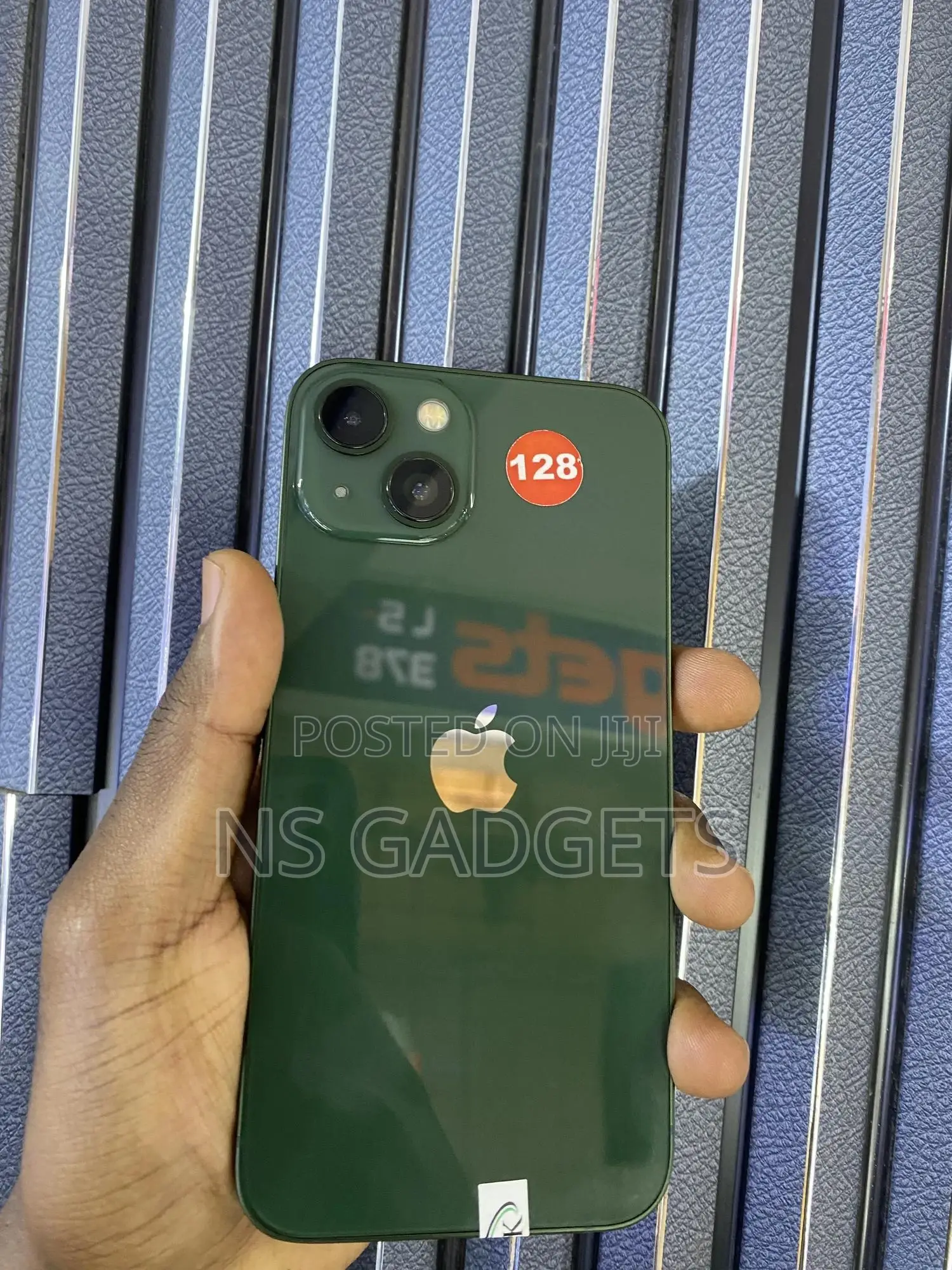 Apple iPhone 13 128 GB Green