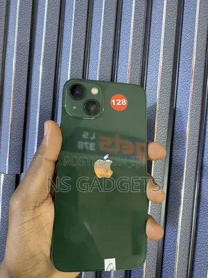 Apple iPhone 13 128 GB Green