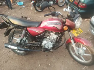 Bajaj Boxer 150 UG 2018 Red