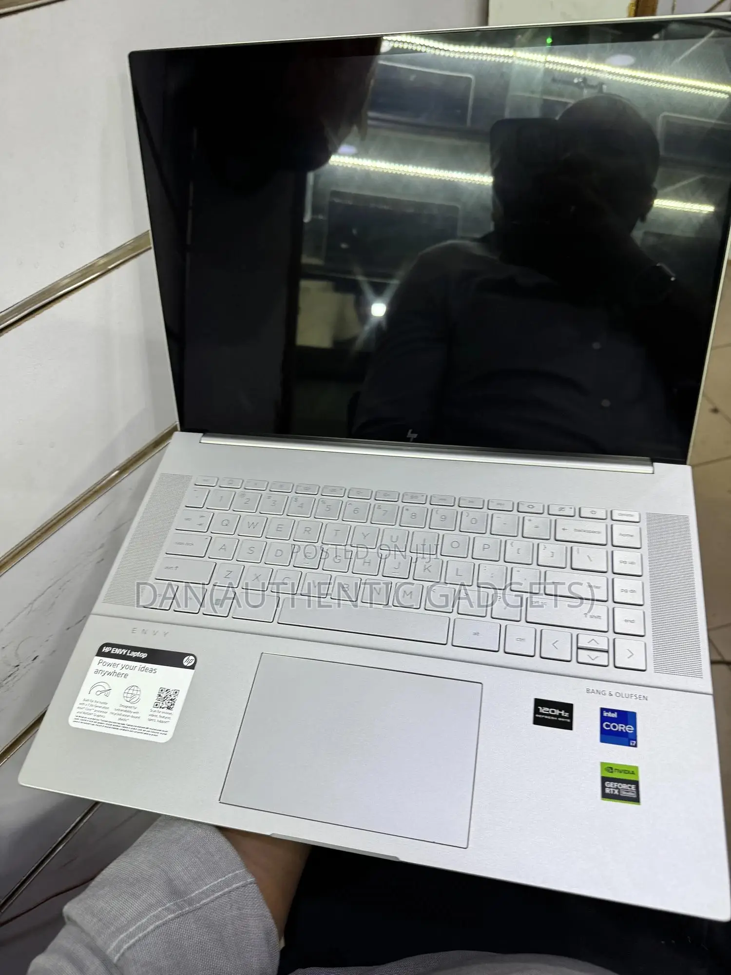 Laptop HP Envy 16 Gaming 16-H1023dx 16GB Intel Core I7 SSD 1T