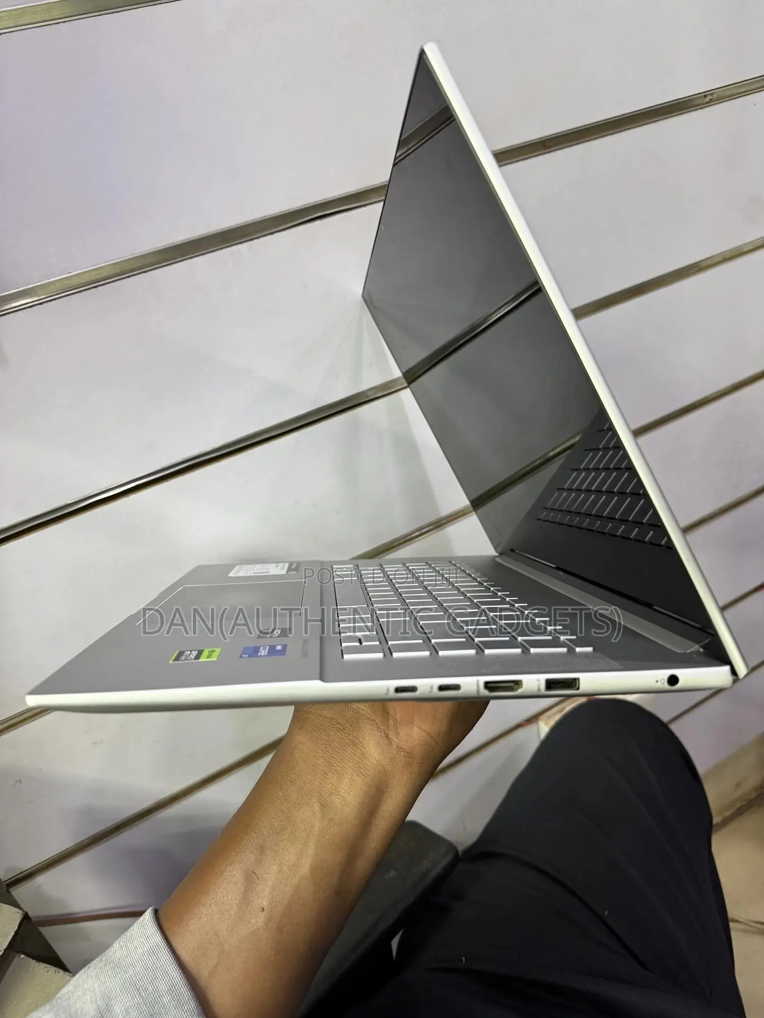 Laptop HP Envy 16 Gaming 16-H1023dx 16GB Intel Core I7 SSD 1T