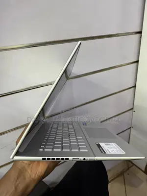 Laptop HP Envy 16 Gaming 16-H1023dx 16GB Intel Core I7 SSD 1T