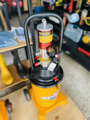 Grease Pump GZ - 8