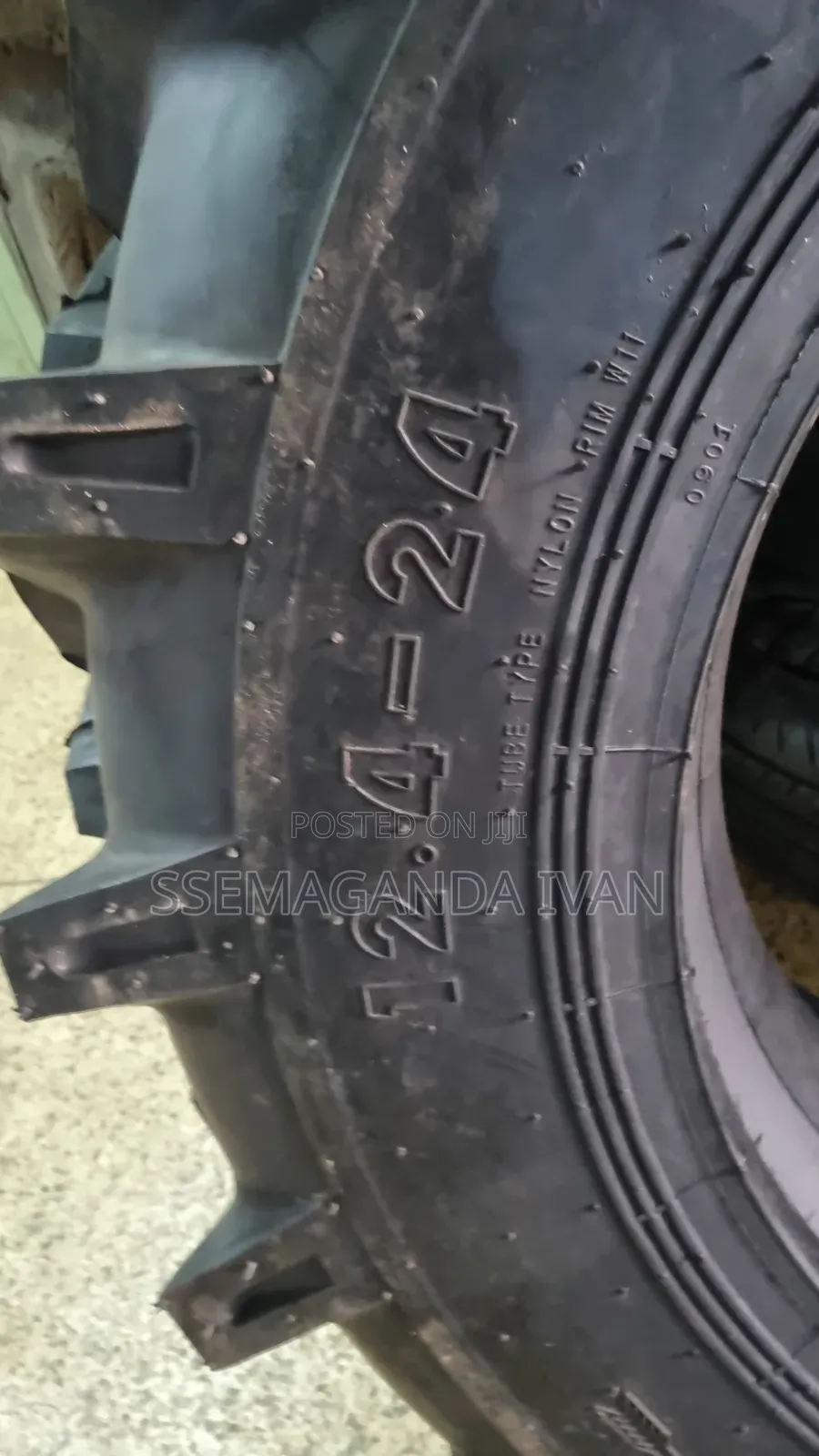 12.4r24 12 Plyrating Tyres New